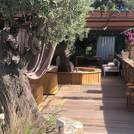 فندق La Bastide De